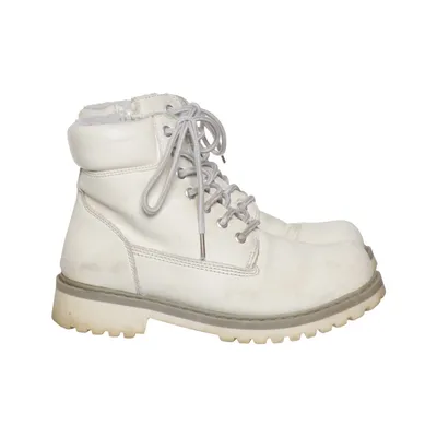 Laced boots (White) from Lejon