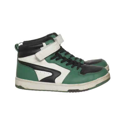 Sneakers (Green, White, Black) from DooDogs