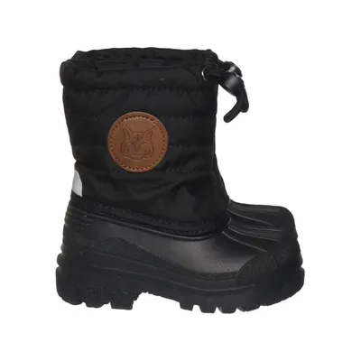 Boots (Black) from Kuling