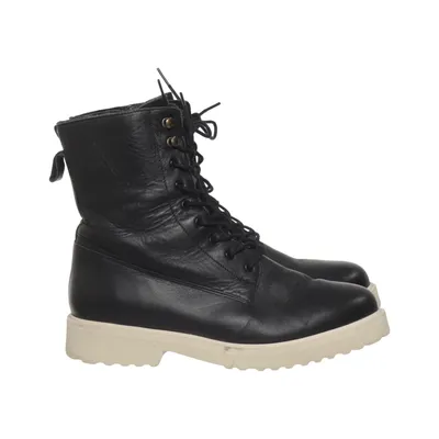 Veterlaarzen (Zwart, Beige) van La Shoe