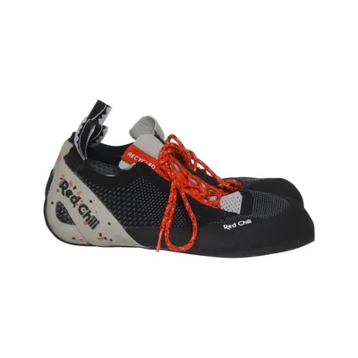 Climbing shoes (Black, Red, Gray) from Red Chili Hemp
