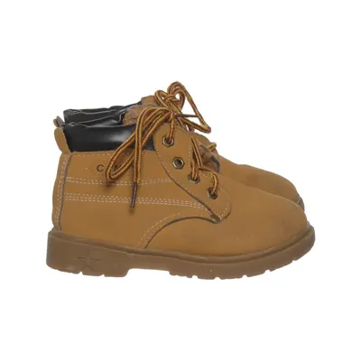 Laced boots (Brown) from Viplay