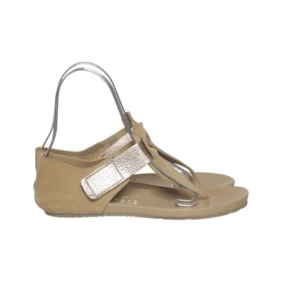 Flip-flops (Beige) from Pedro García Leather