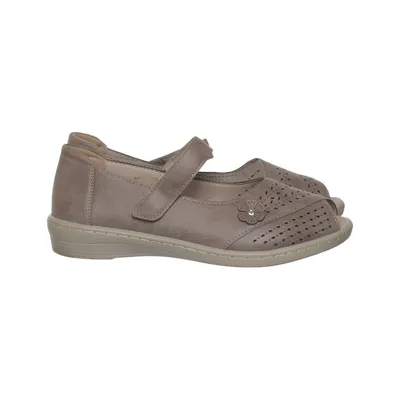Sandals (Gray) from Naturella