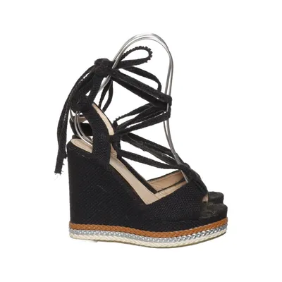 Wedges (Black) from Mulanka