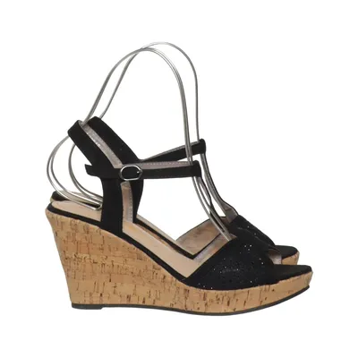 Wedges (Black) from Mellisa