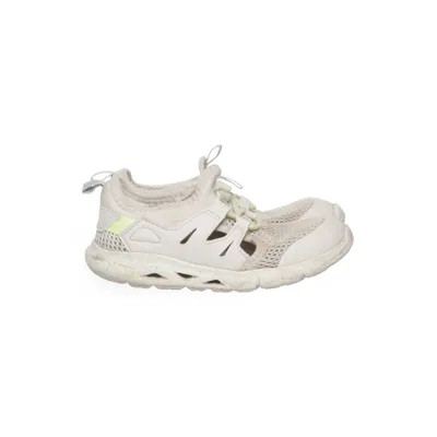 Sneakers (White) from Newfeel