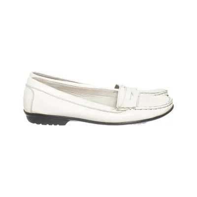 Loafers (White) from Nilson