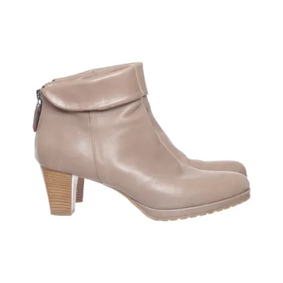 Heeled boots (Beige) from Footlight