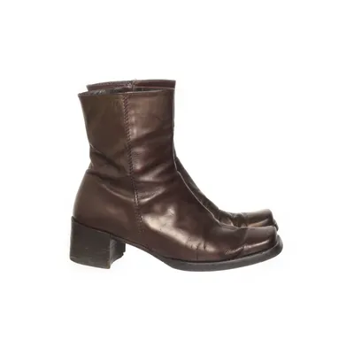 Heeled boots (Brown) from Vibram