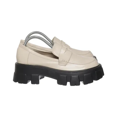 Mocassins (Beige, Noir) de Vices