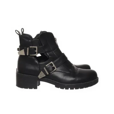 Ankle boots (Black) from Lucky Shoes