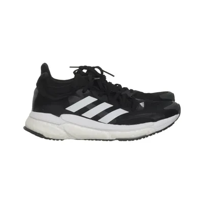 Running shoes (SOLARBOOST) from Adidas
