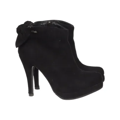 Heeled boots (Black) from Refresh
