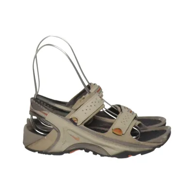 Sandaler (Beige, Svart) från Nike ACG