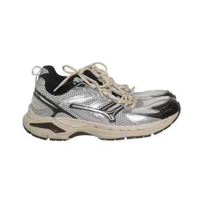 Trainers (Ultra-Hybrid™) from Often