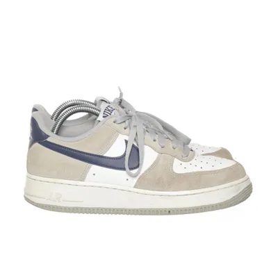 Sneakers (Grijs, Meerkleurig) van Nike