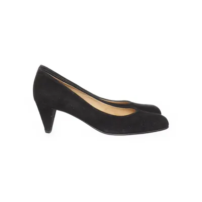 Pumps (Black) from Jerns
