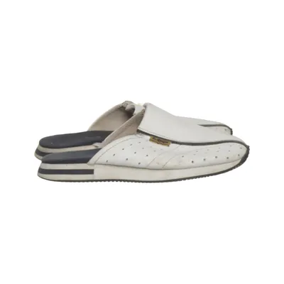 Slip-ins (White, Blue) from Lipp