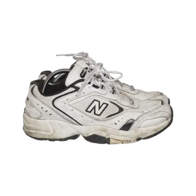 Träningsskor (Wx402v8) från New Balance
