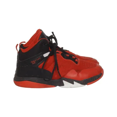 Basketball shoes (Red, Black) from Tarmak