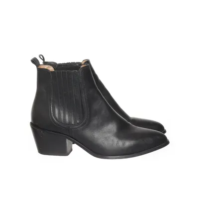 Ankle boots (Black) from Cromia