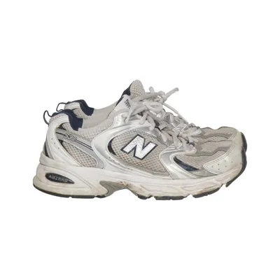 Running shoes (530) from New Balance