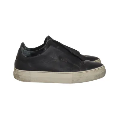 Slip-ons (Svart) från Axel Arigato