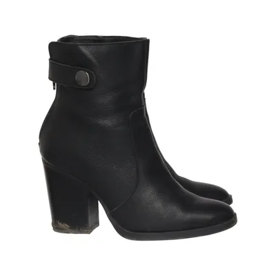 Heeled boots (Black) from Me Too