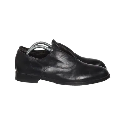 Loafers (Svart) från Moma