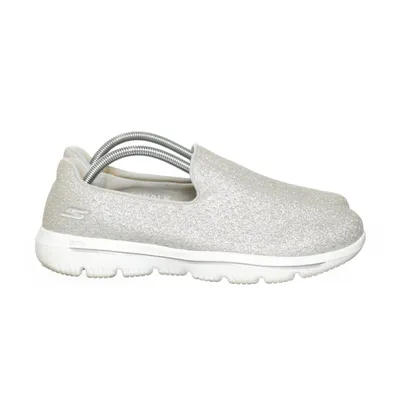 Walking shoes (Silver, Gray) from Skechers