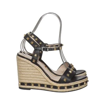 Wedges (Black) from Lodi