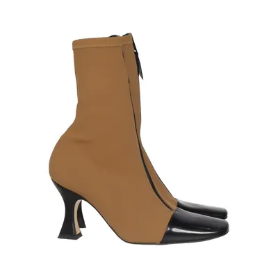 Stövletter (Beige, Svart) från Miista Skinn