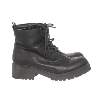 Bottes à lacets (Noir) de Vox Shoes