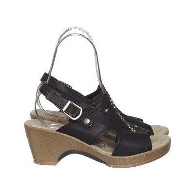 Wedges (Black) from Gyllene Gripen