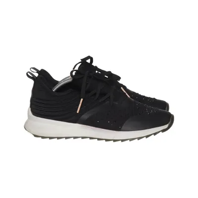 Trainers (Black, White) from Tamaris Fashletics