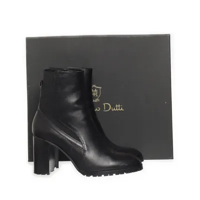 Stövletter (Svart) från Massimo Dutti