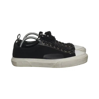Baskets (Noir, Blanc) de Vera Gomma