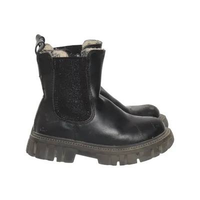 Boots (Svart) från Minitude