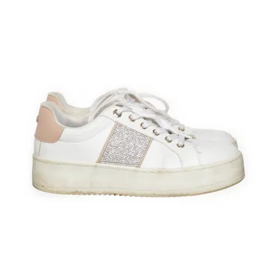 Sneakers (Wit) van So All