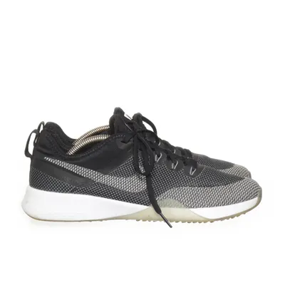 Trainers (Zoom Dynamic) from Nike