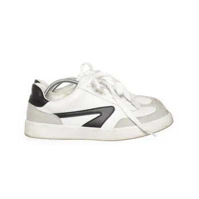 Sneakers (Vit, Grå, Svart) från Attitude