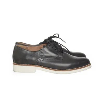 Brogues (Black) from Akira