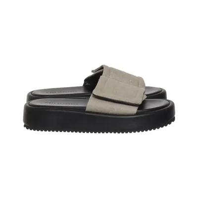 Slip-ins (Black, Beige) from Tiger of Sweden