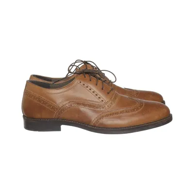 Brogues (Brown) from Red Tape