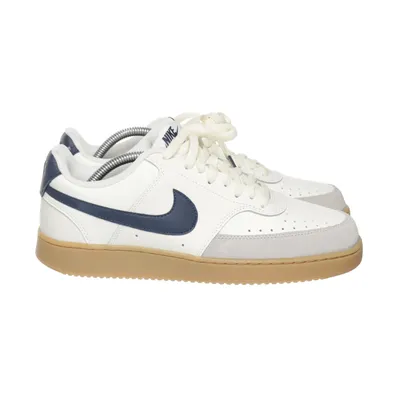 Sneakers (Court Vision Low) från Nike Skinn