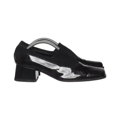 Pumps (Black) from Mario Cerutti