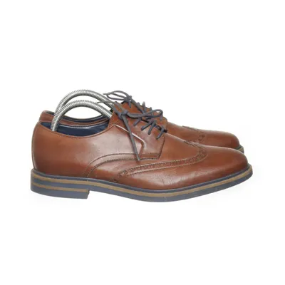 Brogues (Brun) från A.M.