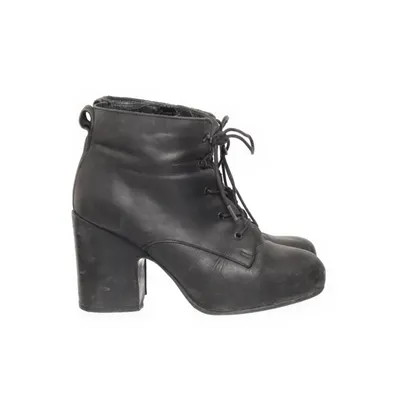 Laarzen met hak (Zwart) van Shoe Biz