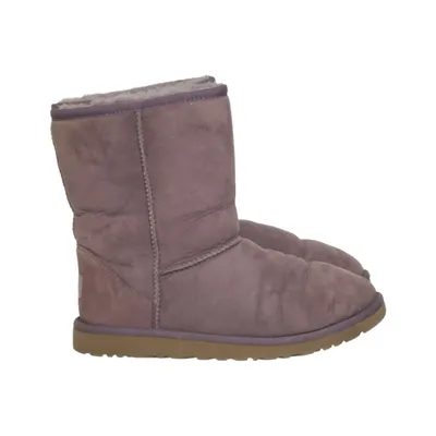 Boots (Classic Short) från UGG Skinn